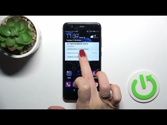 Video thumbnail for How to Add & Remove Home Screen Widgets on HUAWEI P10 Lite
