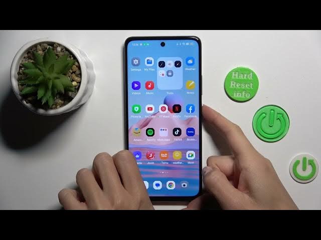 Video thumbnail for How to Customize Home & Lock Screen Wallpapers on OPPO A2
