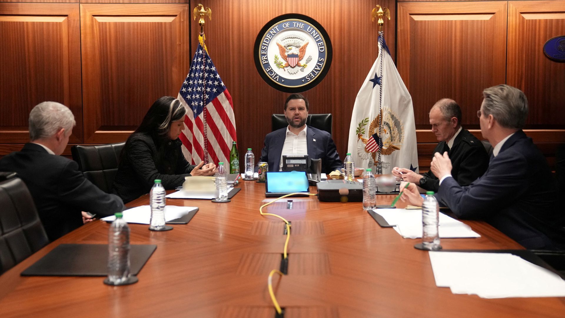 Video thumbnail for How have US politicians reacted to the attack on Iran?