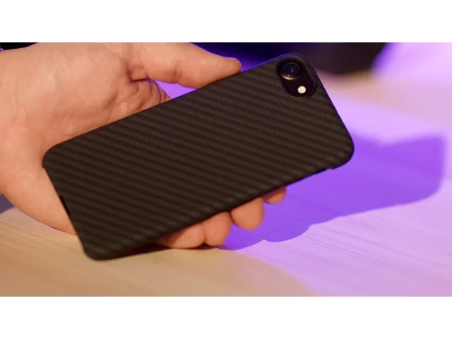 Video thumbnail for 6 Cases to keep your iPhone 7 safe and stylish