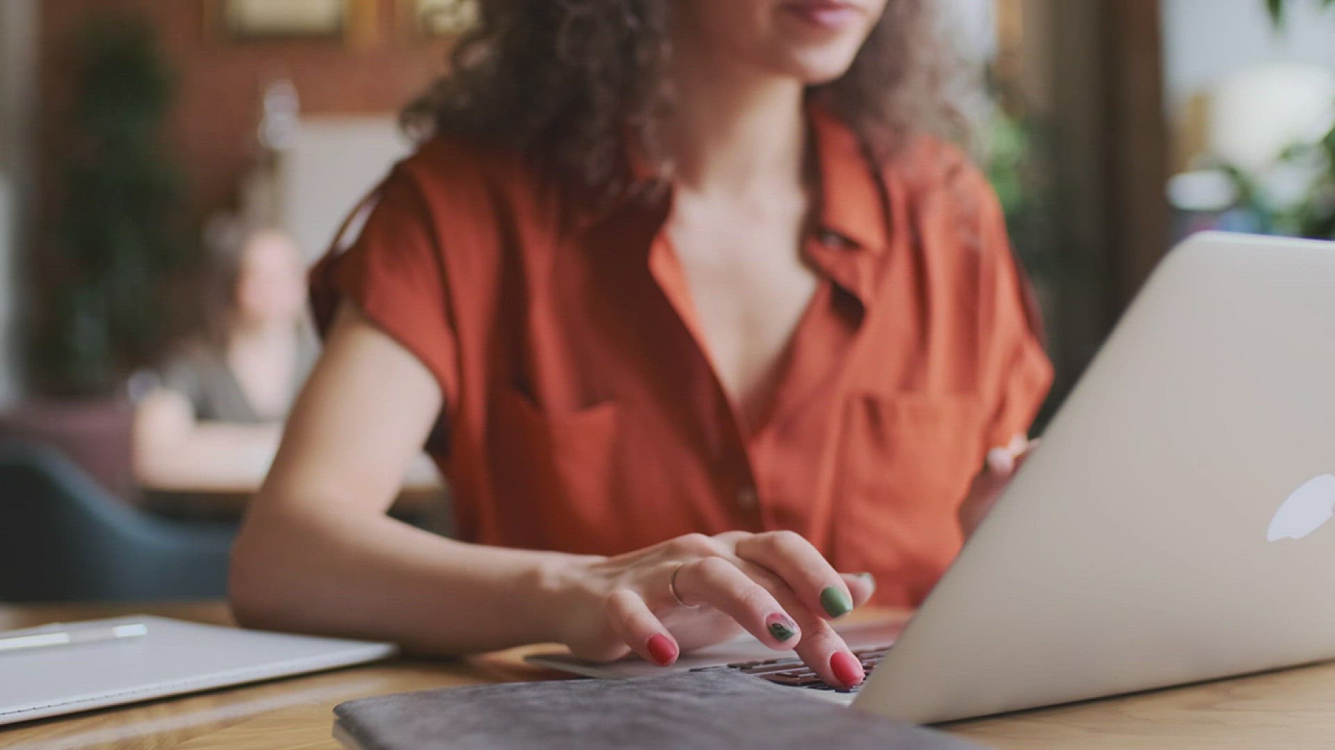 Video thumbnail for Cómo SABER si el ORDENADOR Tiene Wifi Integrado