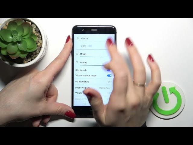 Video thumbnail for How to Mute Ringtone on HUAWEI P10 Lite