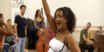 Video thumbnail for Exclusive: Betty's Hitting the Road! Inside Rehearsals for the BOOP! National Tour