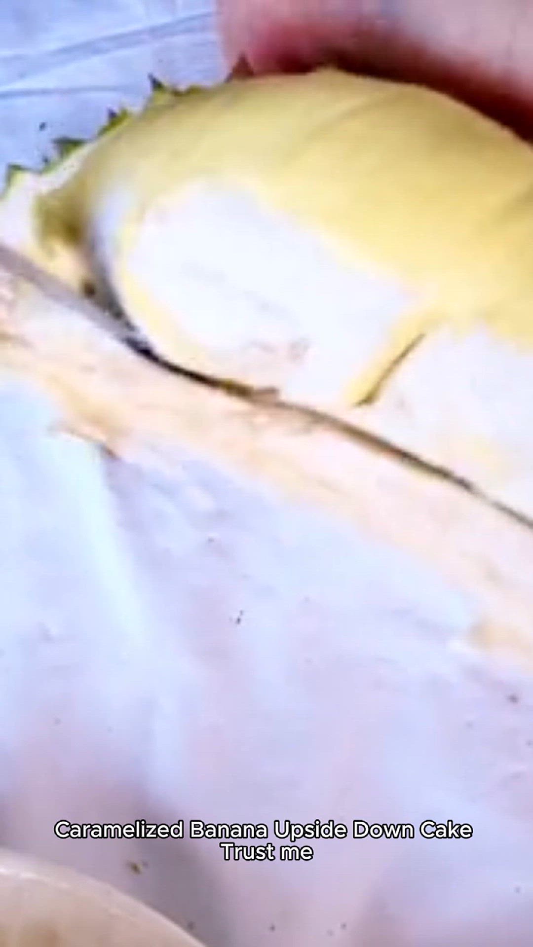 Video thumbnail for caramelzed banana upside down cake recipe