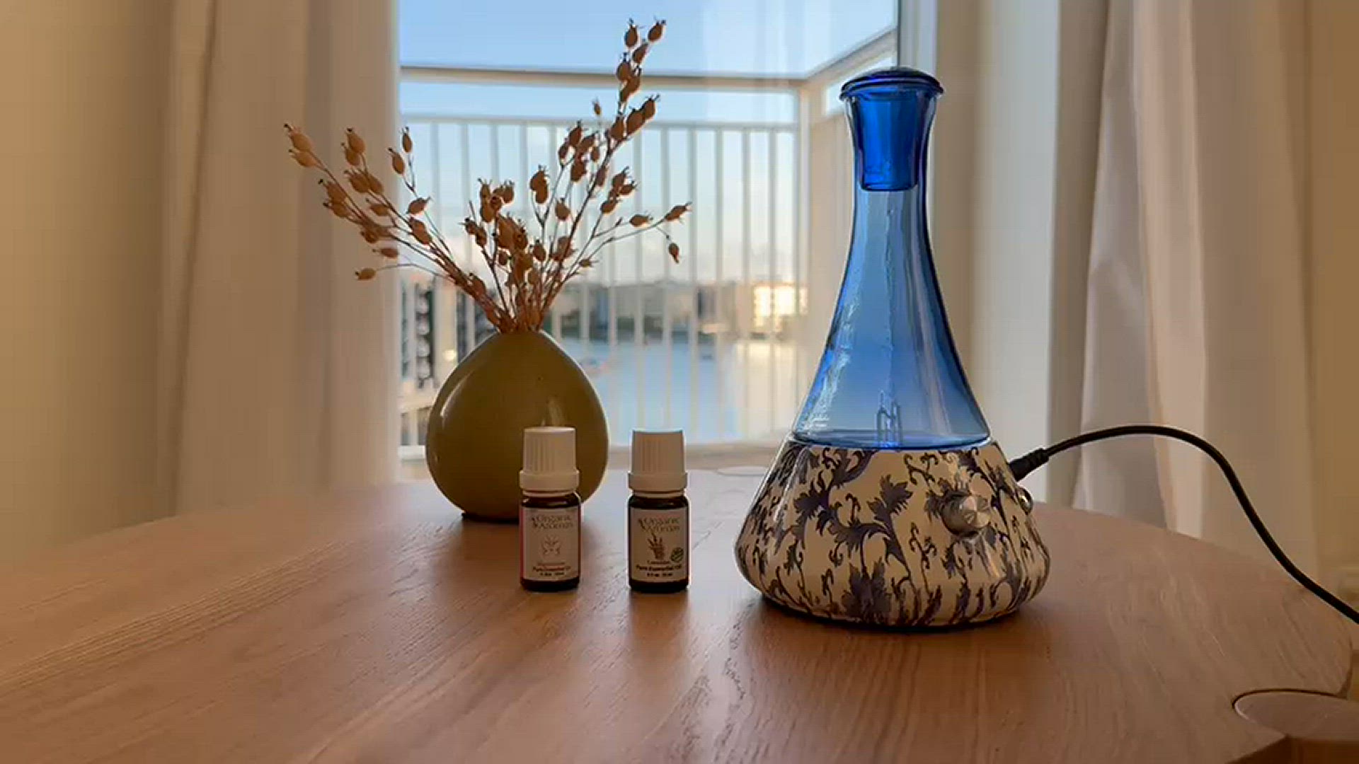 Video thumbnail for How To Use Organic Aromas Opulence Nebulizing Diffuser