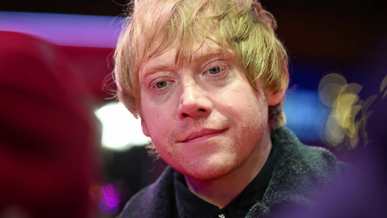 Video thumbnail for UNCAPTIONED: Rupert Grint to reprise Harry Potter role on Broadway.