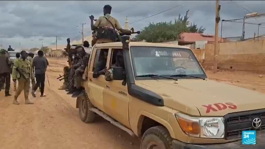 Video thumbnail for Somali army repels troups loyal to ousted leader and Islamist insurgents
