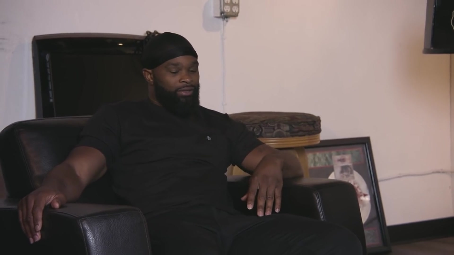 'Video thumbnail for Tyron Woodley Calls Jake Paul OUT!  "I'm Gonna EMBARRASS Him!"'