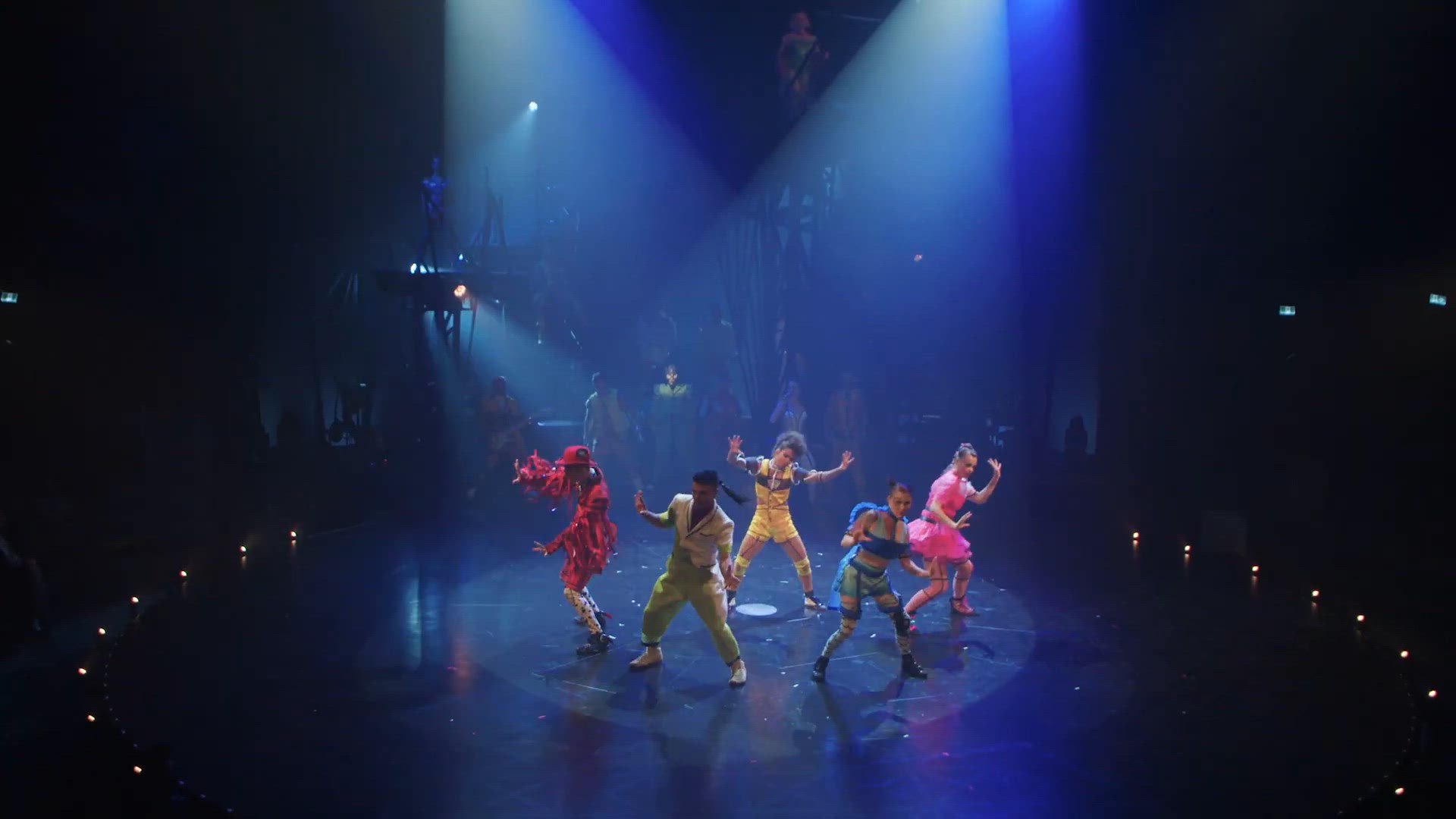 'Video thumbnail for Cirque du Soleil BAZZAR Promo  (70s)'