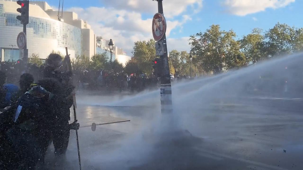 Video thumbnail for France: Student protests continue in France.