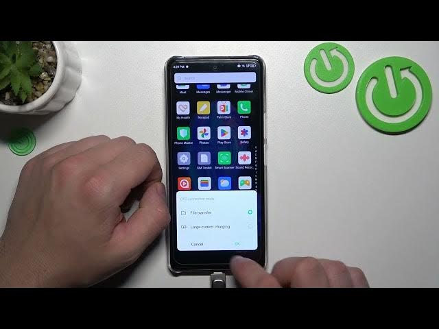 Video thumbnail for How to Connect a Pendrive to INFINIX Note 30? - Insert Pendrive