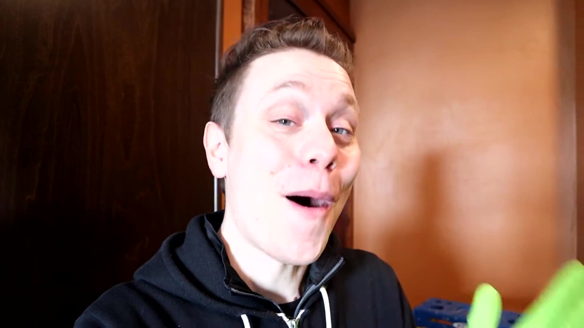 Video thumbnail for 5.How To Clean Up A Grease Fire ⁄ Cleaning Vlog #5 (1080p 30fps)