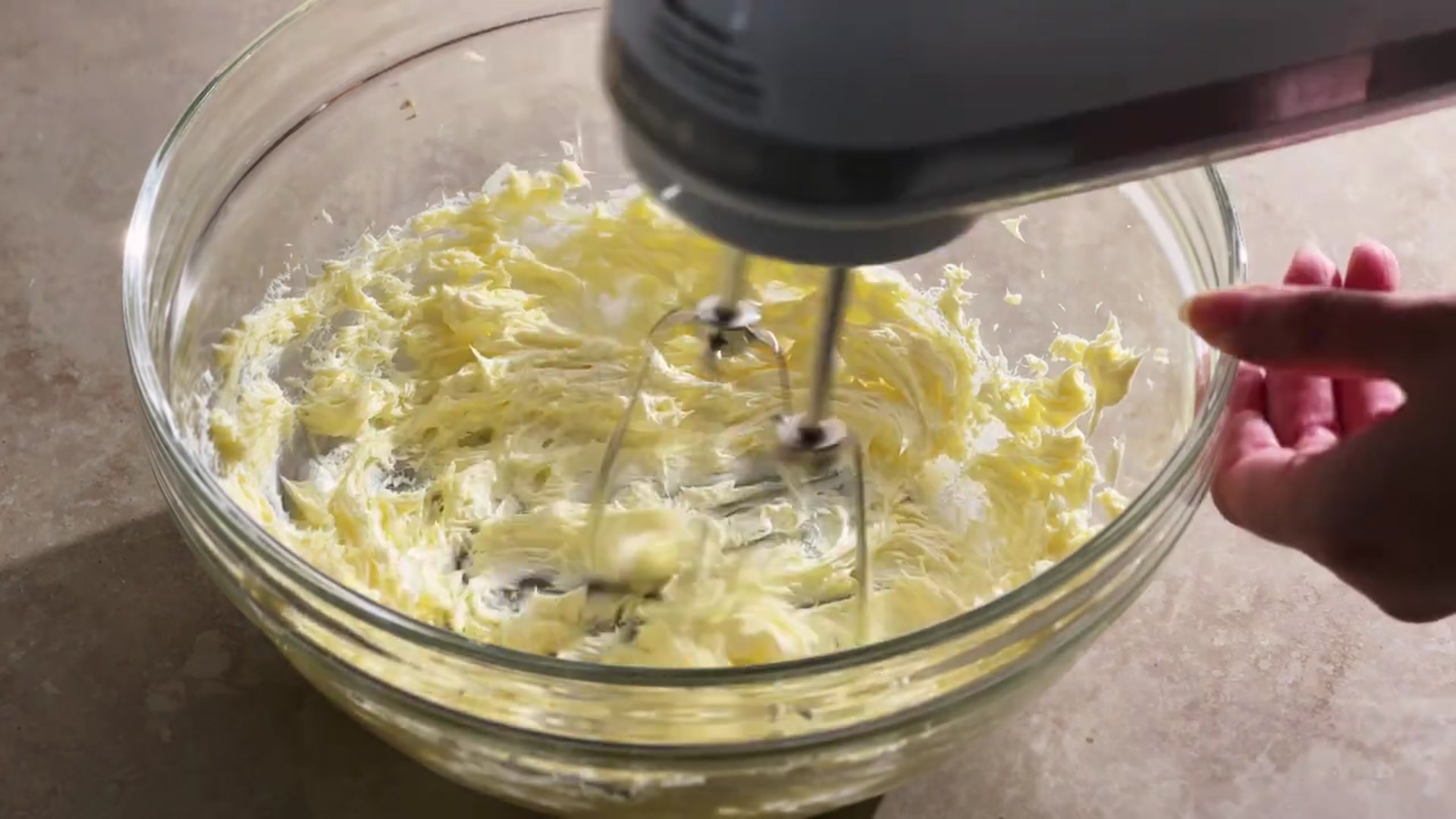 Video thumbnail for Hojicha cookies recipe πͺ cozy baking at home(720P_HD)