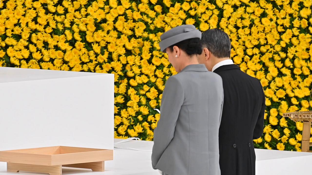 Video thumbnail for Japan: Japan commemorates war dead on 81st anniversary of end of World War II​.