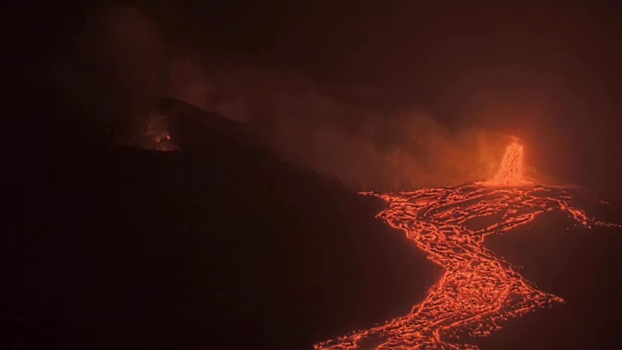 Video thumbnail for US: Kilauea Volcano Erupts With Lava Overflows At Summit.