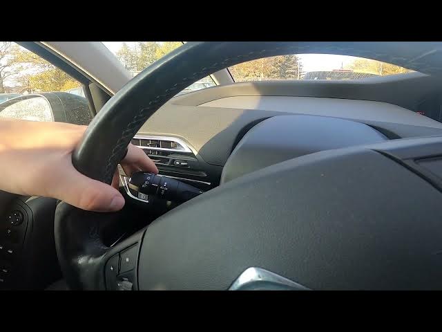 Video thumbnail for How to Enable or Disable High Beam in Citroen C4 Picasso II ( 2013 – 2018 ) | Use High Beam