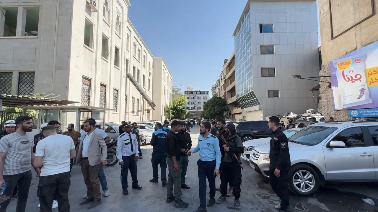 Video thumbnail for Syria: Explosion rocks cafe in central Damascus, several wounded.