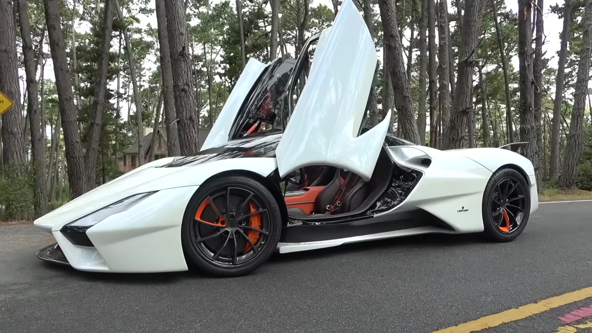 Video thumbnail for The World_s Fastest Car_(720P_HD)