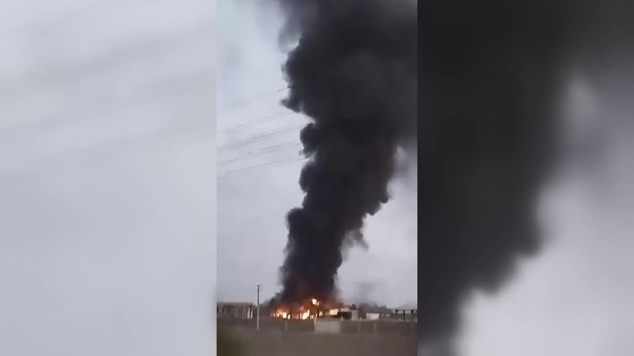 Video thumbnail for Iran: Iran-Cola Factory Set on Fire in Iranshahr.