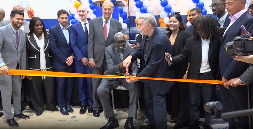 Video thumbnail for Earl Monroe New Renaissance School cuts ribbon on new home in the South Bronx