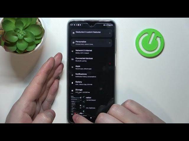 Video thumbnail for How to Make a Full Page Screenshot on MOTOROLA Moto G32 - Scrolling Screenshot - Long Screenshot