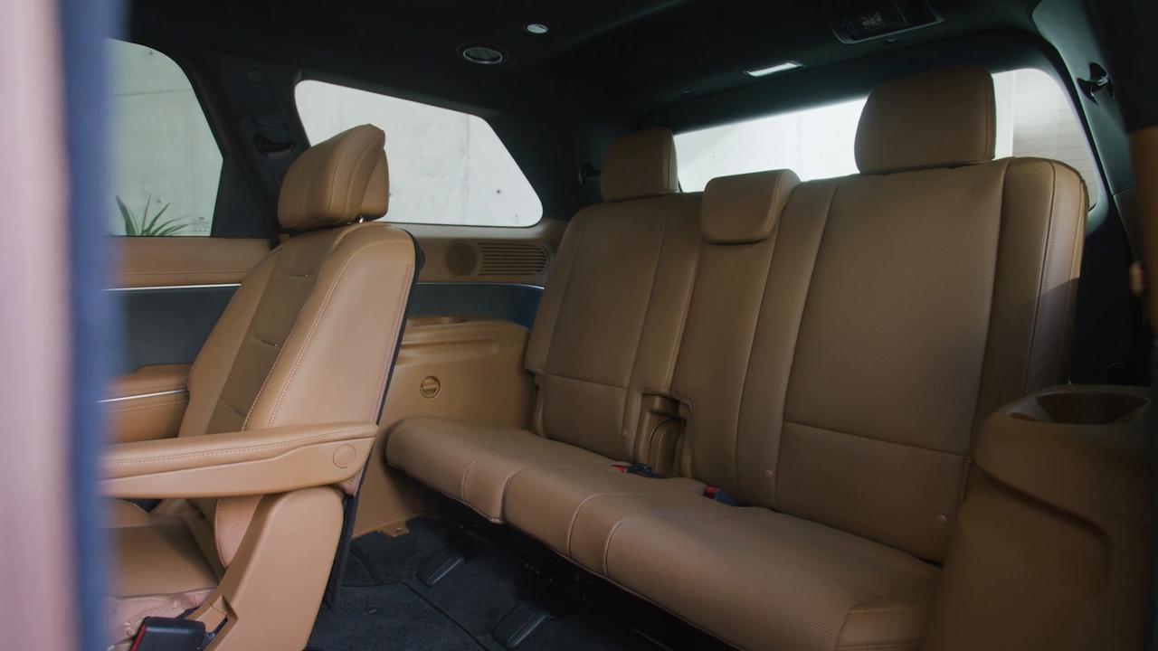 Video thumbnail for Best Hybrid SUVs to Buy Now (2025–2026)