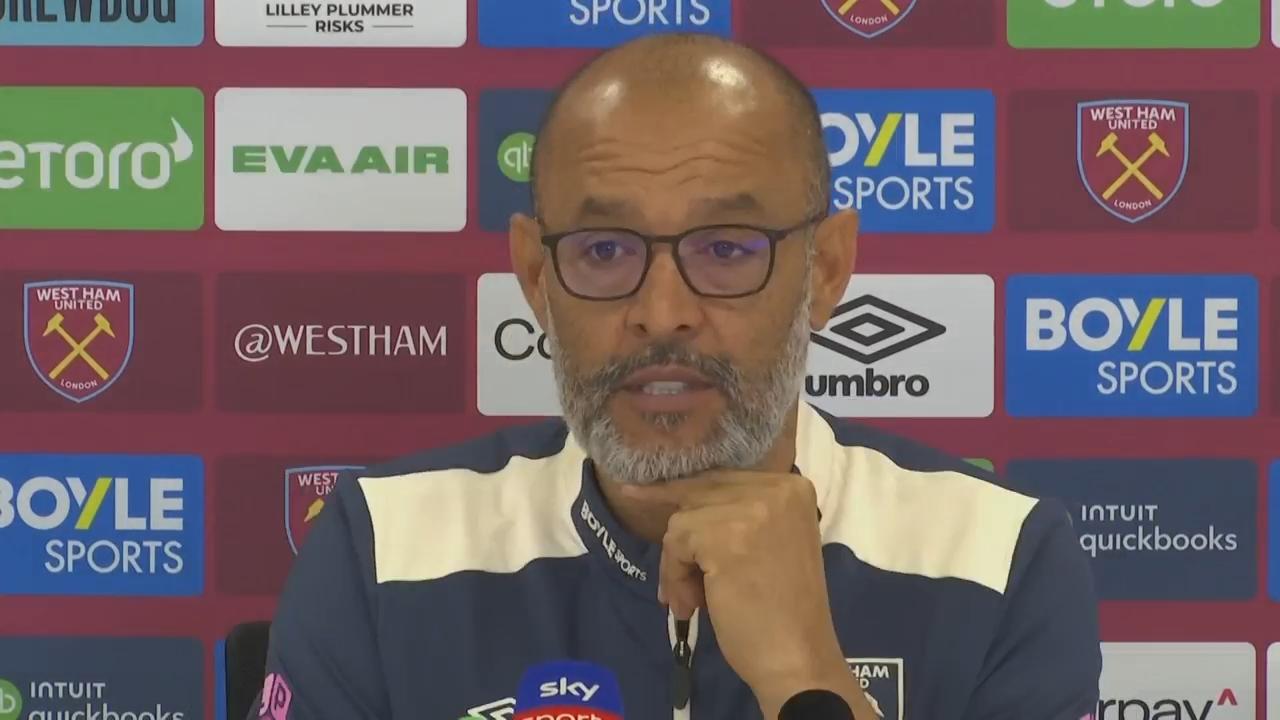 'Video thumbnail for ‘I’m worried about the bond with the fans’ – New West Ham boss Espirito Santo keen to quell supporter protests'