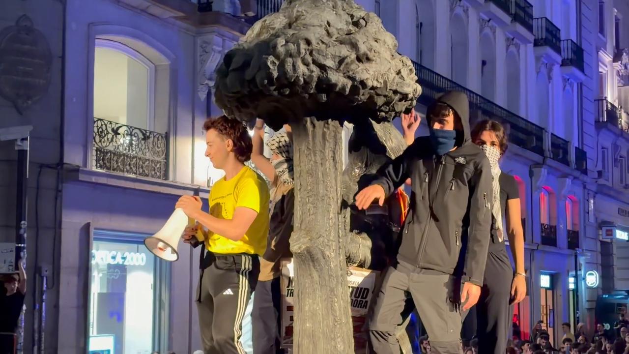 Video thumbnail for Spain: 20260929_Fourth Day of Housing Crisis Encampment in Madrid_h199_001.