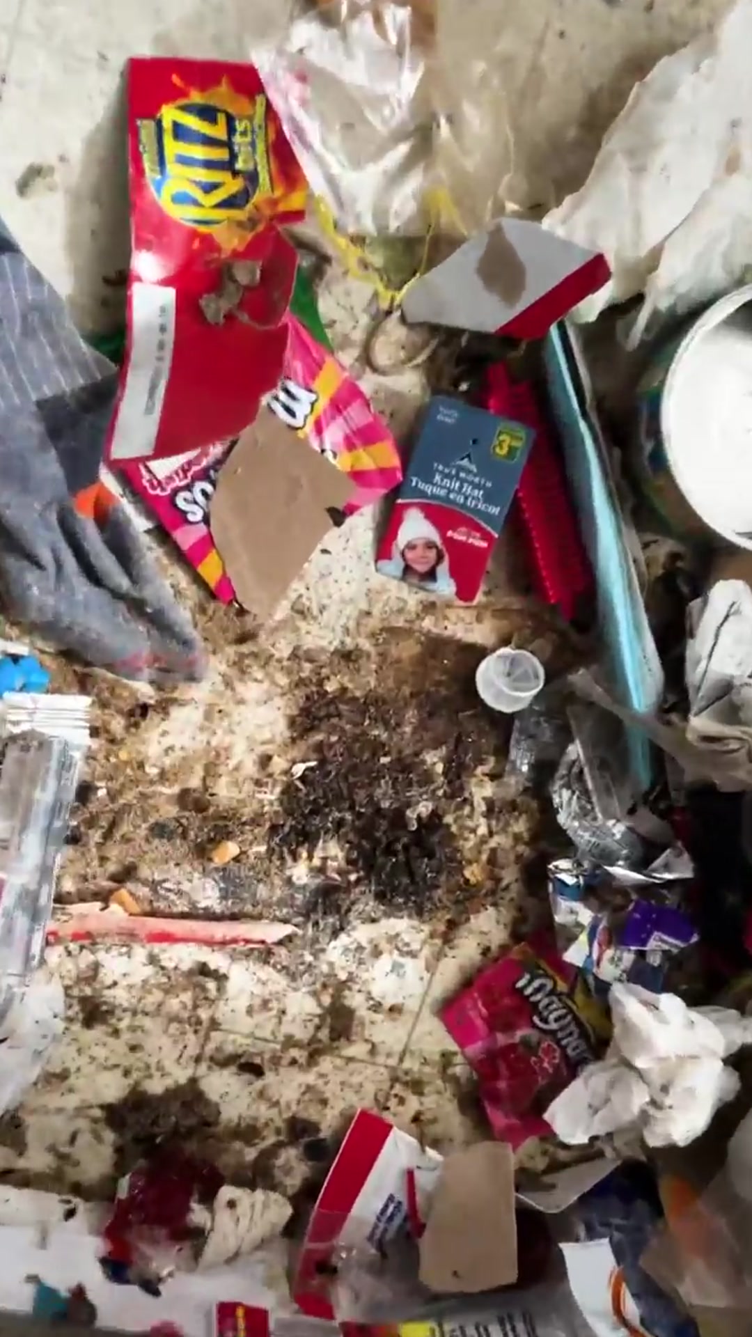 Video thumbnail for One of the worst kitchen cleanings ever🧼 Cleaning hoarder houses for free__ 💝(720P_60FPS)