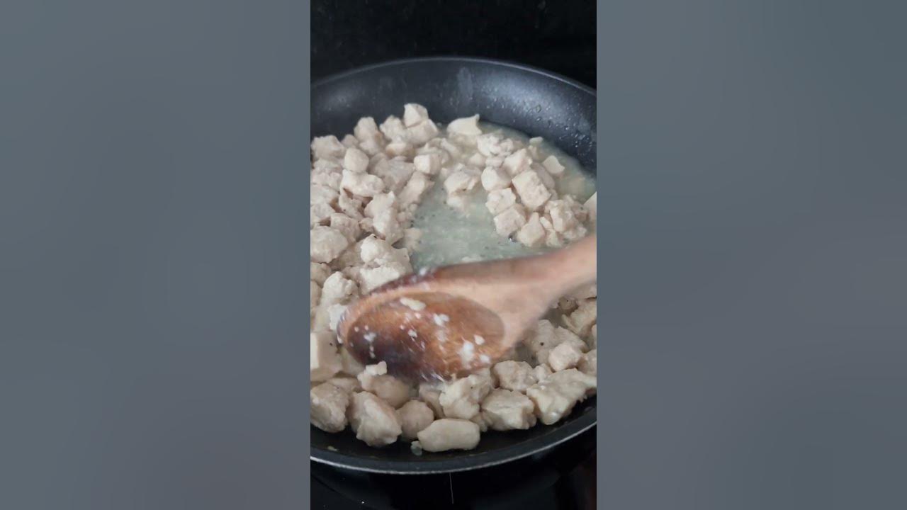 Video thumbnail for Estrogonofe vai bem em qualquer dia! Quem gosta, deixa like! 👍