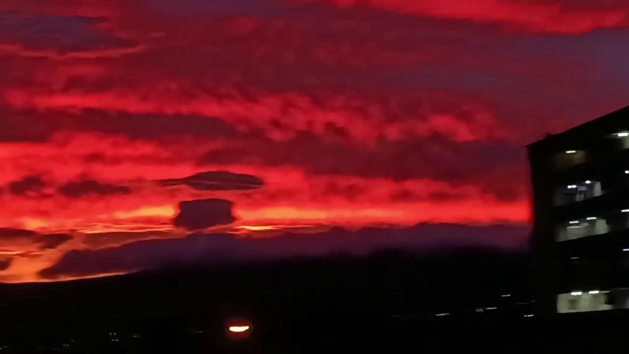Video thumbnail for Venezuela: Candilazo Phenomenon Turns Sky Red Days After Twin Quakes.