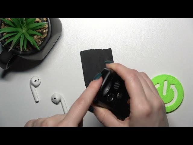 Video thumbnail for Samsung B2710 Solid - How To Switch On Flashlight