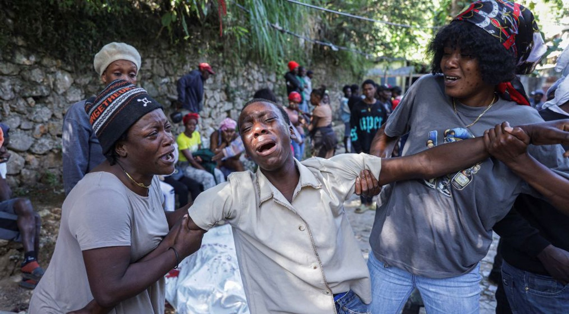 Video thumbnail for Violence flares in Haiti as gang attack kills 30 people