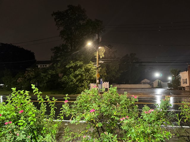 Video thumbnail for Storms bring heavy rain across parts of Long Island