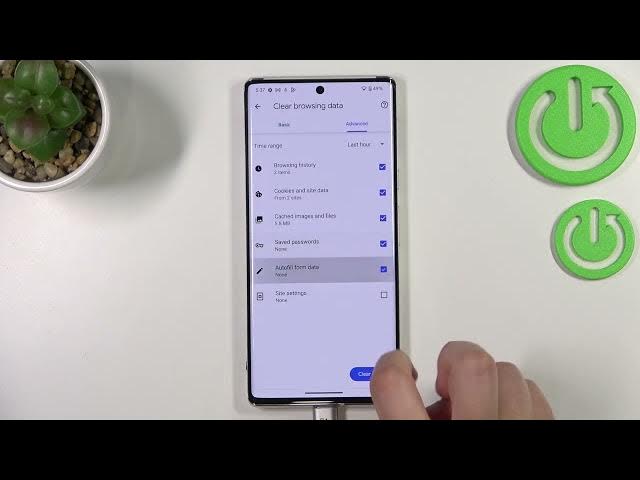 Video thumbnail for How to Clean Browser in Android 13 – Remove Browsing Data