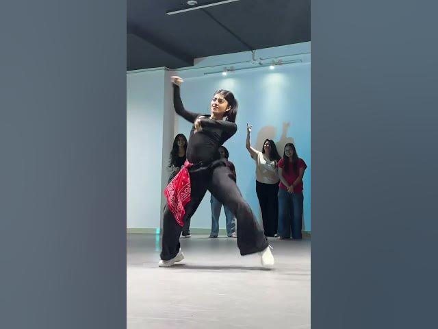 Video thumbnail for #video Banegi malaika ha na dance fading 😎🙈😎❤️ #dance #lifeisbutadream