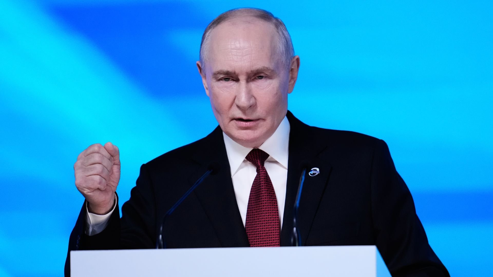 Video thumbnail for Putin accuses Europe of escalating tensions over Russia’s war on Ukraine