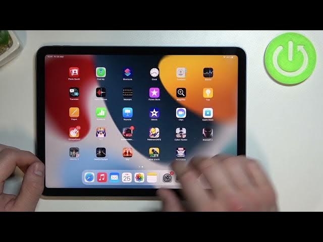 Video thumbnail for How to Restore Messages Icon in iPad Air 2022 - Apple iPad Air 5th Gen WiFi