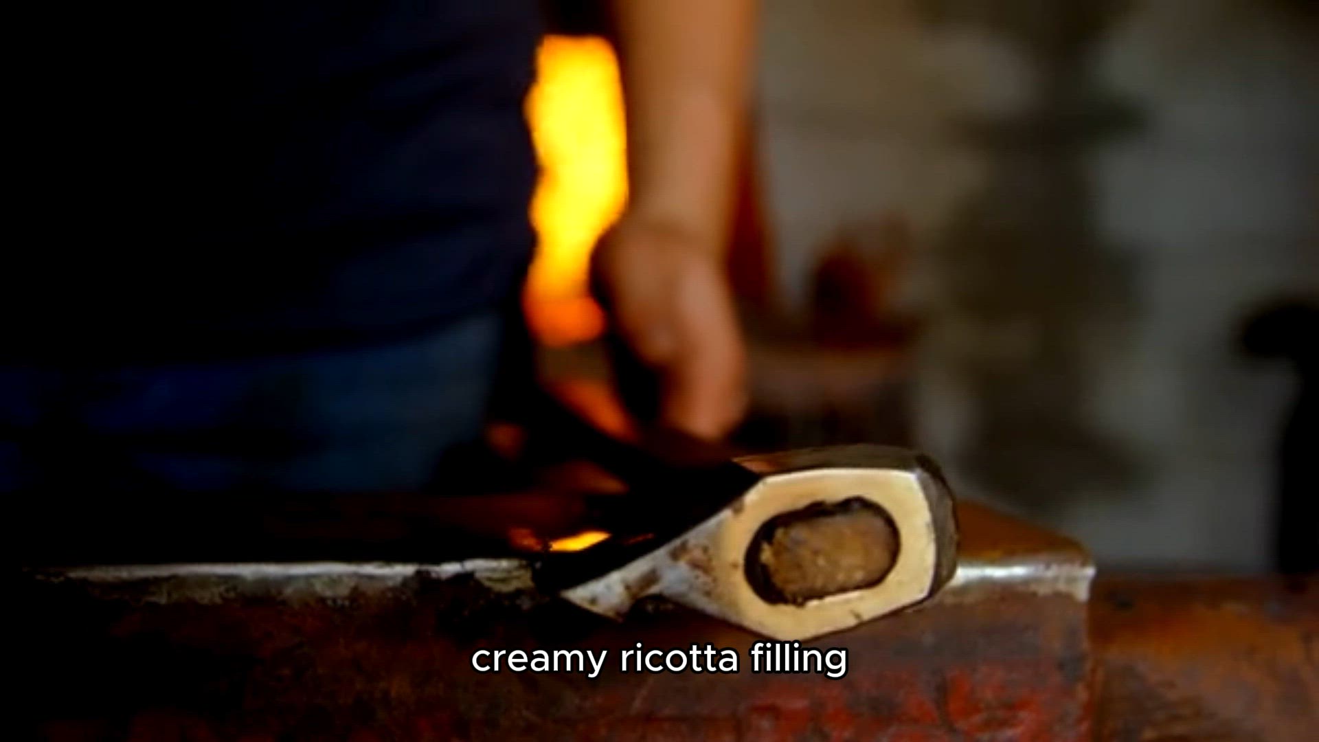 Video thumbnail for Cannoli Recipe