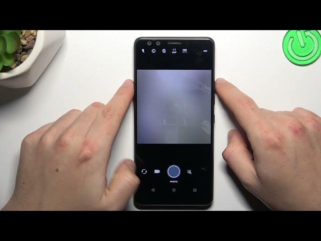 Video thumbnail for How to Change Camera Volume Buttons Function on HTC U12+