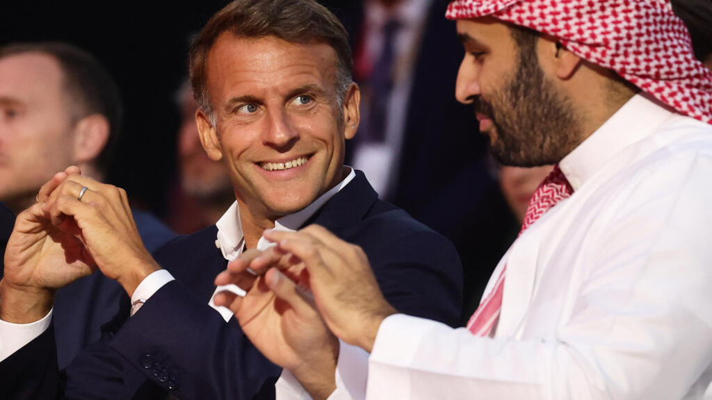 Video thumbnail for Strategic talks in Paris show France and Saudi Arabia 'need each other too much'