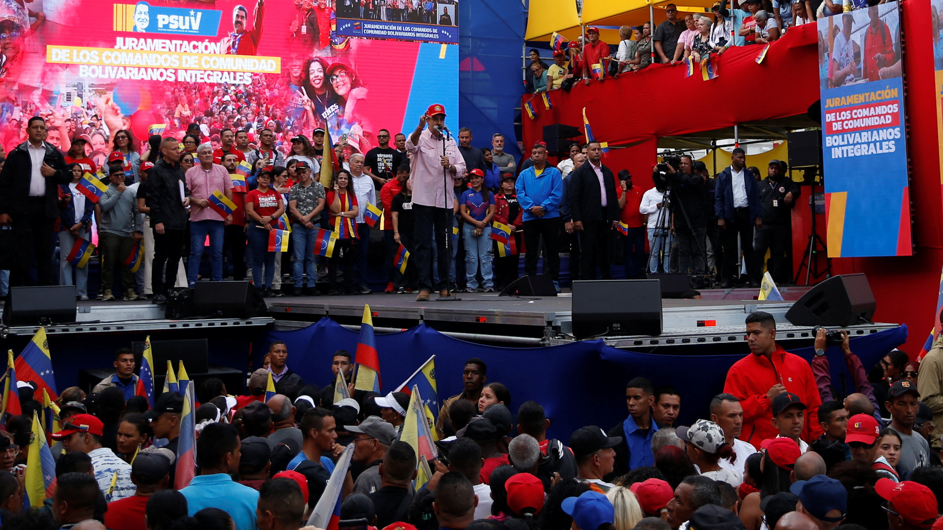 Video thumbnail for 'Slaves, never!' Venezuela’s Maduro holds rally amid US tensions
