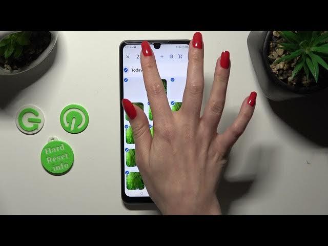 Video thumbnail for How to Choose Multiple Photos at Once to Delete in ZTE Blade A72S - Delete Many Photos from Gallery