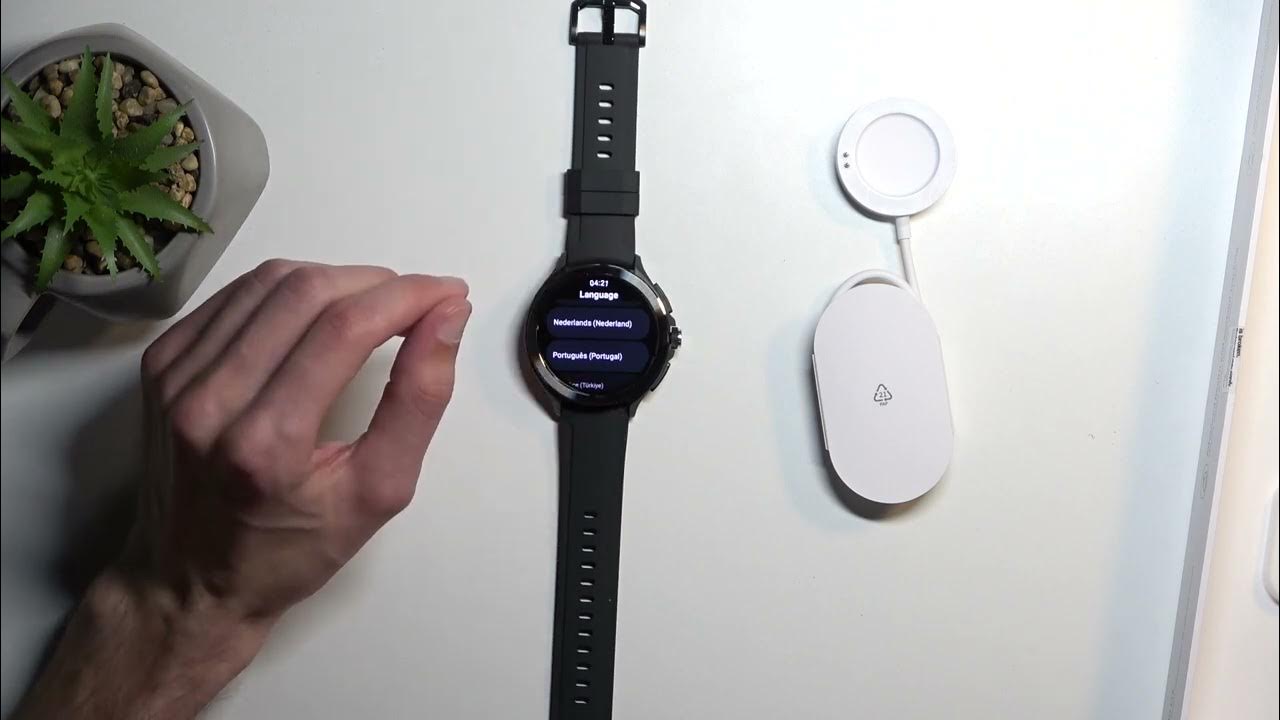 Video thumbnail for How to Unbox and Get Started with Your Xiaomi Watch 2 Pro