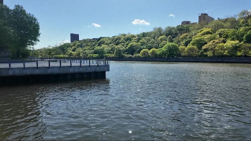 Video thumbnail for Community members call for ferry service in the West Bronx