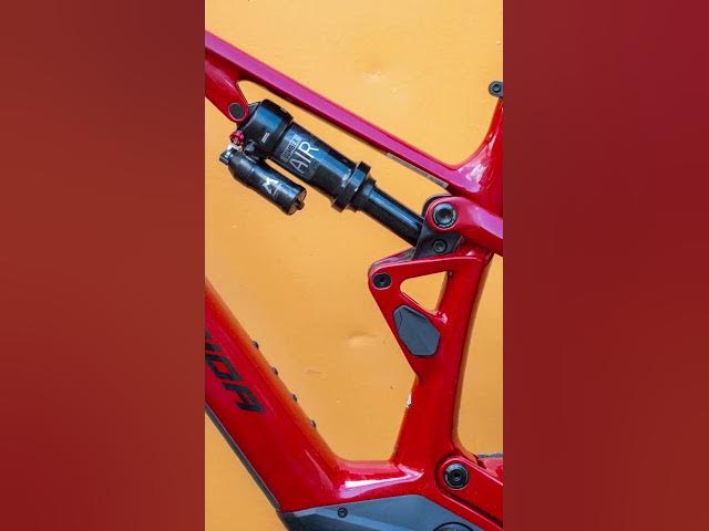 Video thumbnail for Why the Merida eOne-Sixty SL 6000 Is the Only eMTB We’d Ride All Year