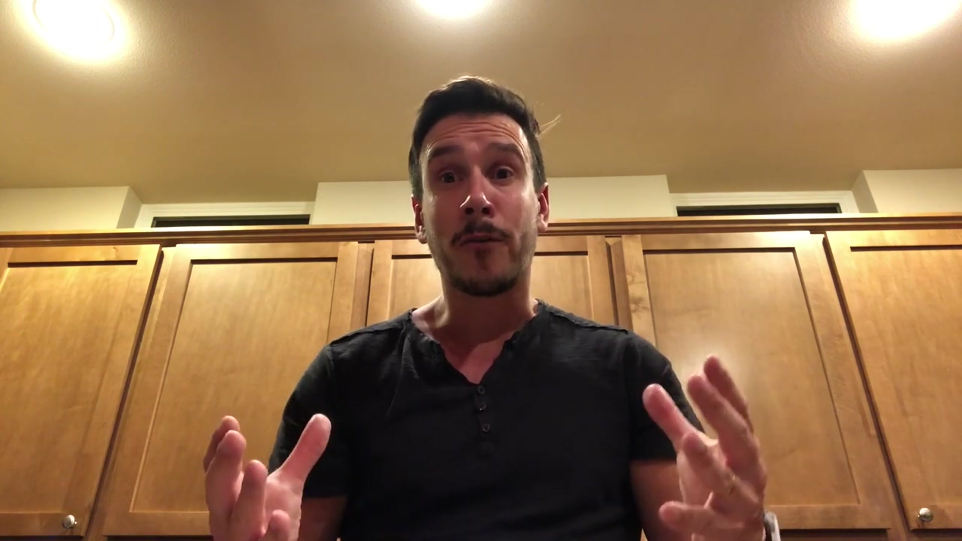 Video thumbnail for How to Make Different Spun Sugar Decorations_ Garnishes(720P_HD)