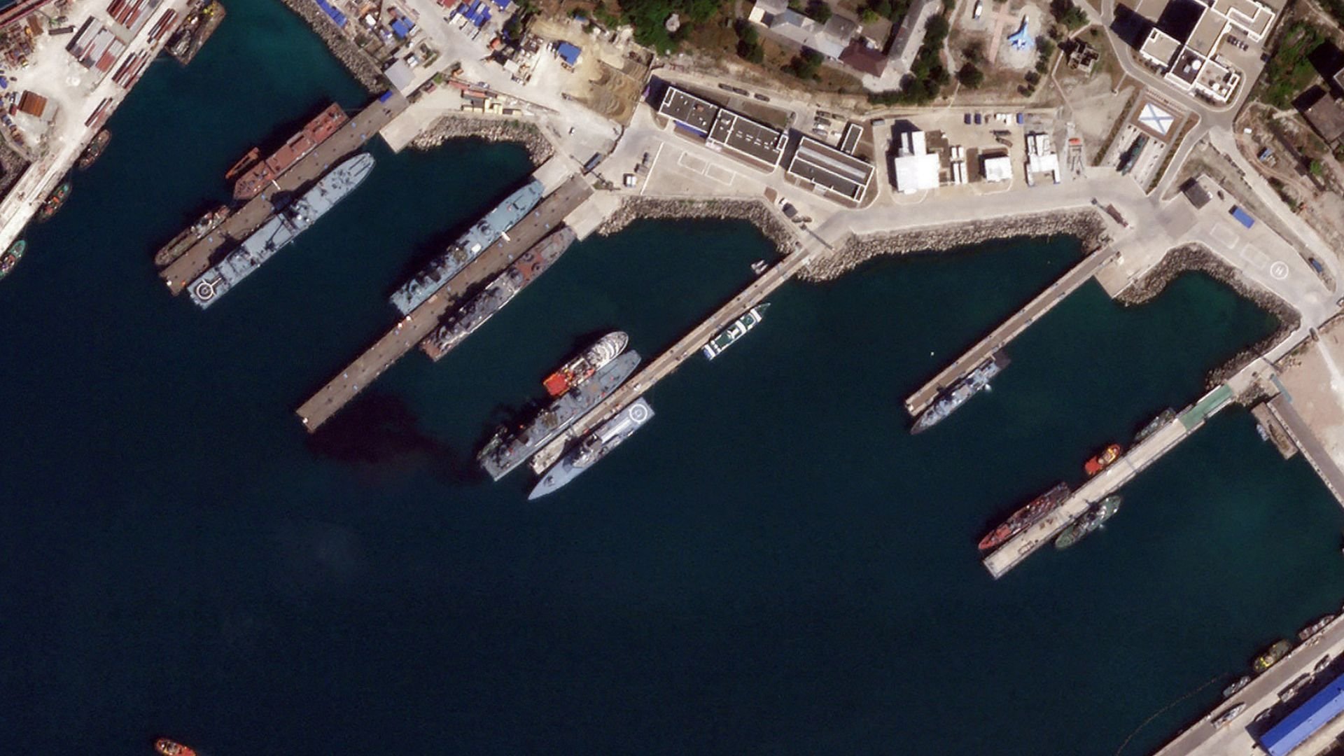 Video thumbnail for Ukraine Strikes Novorossiysk as Zelenskyy Pushes New US Proposal