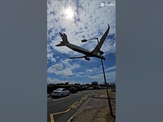 Video thumbnail for Planespotting close to Heathrow airport #london #london2025 #heathrowairport #planespotting✈️
