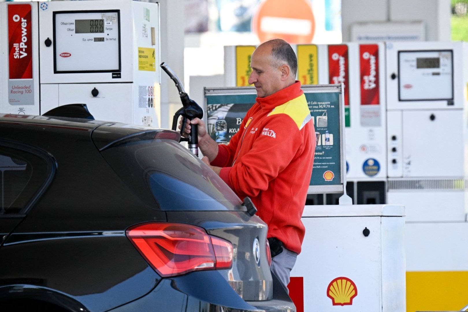 Video thumbnail for US warning on diesel exports: White house tells Germany & France to release stocks